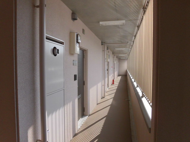 �`�r�r�d�s�t���U