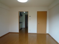 �n�C�o���[�U