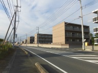 �n�C�o���[�V C