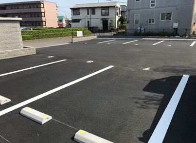 �j�b������